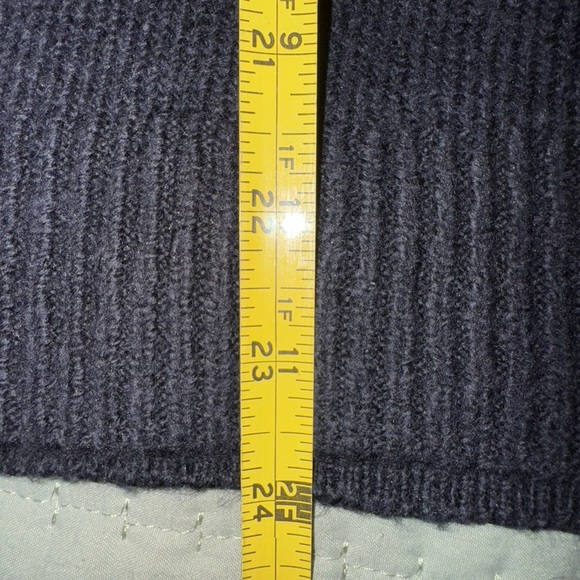 Treasure & Bond Oversize V-Neck Sweater. Size Small. NWT - Picture 5 of 11